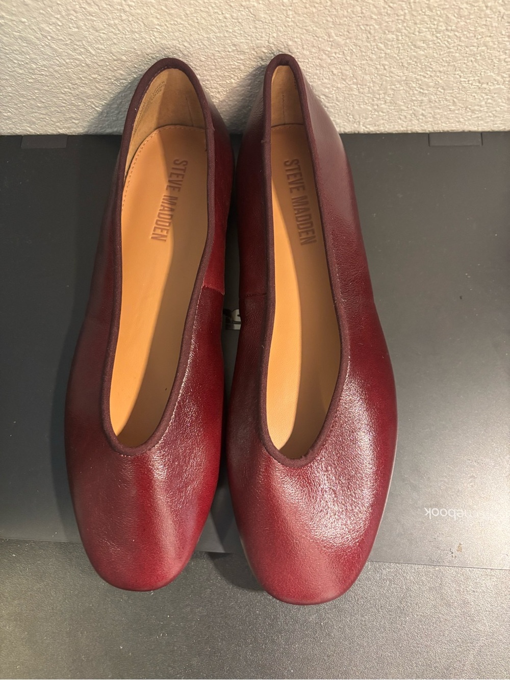 Steve Madden Women's Bordeaux Leather Ballet Flats
